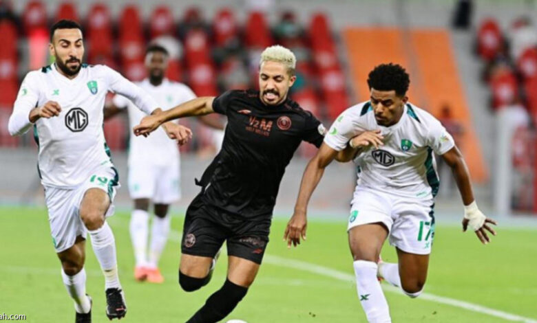 الأهلي والشباب