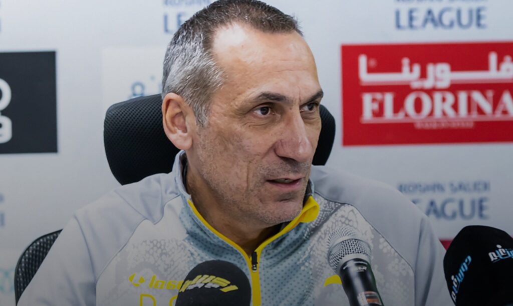 جيورجوس دونيس