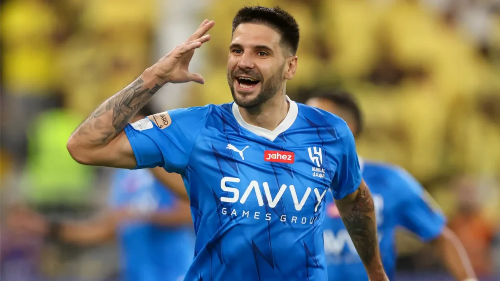 ميتروفيتش لاعب الهلال السابق والريان القطري الحالي