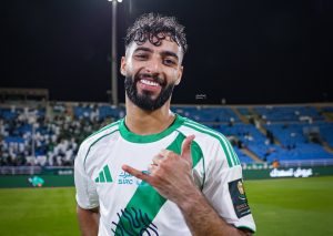 صالح أبو الشامات لاعب الأهلي