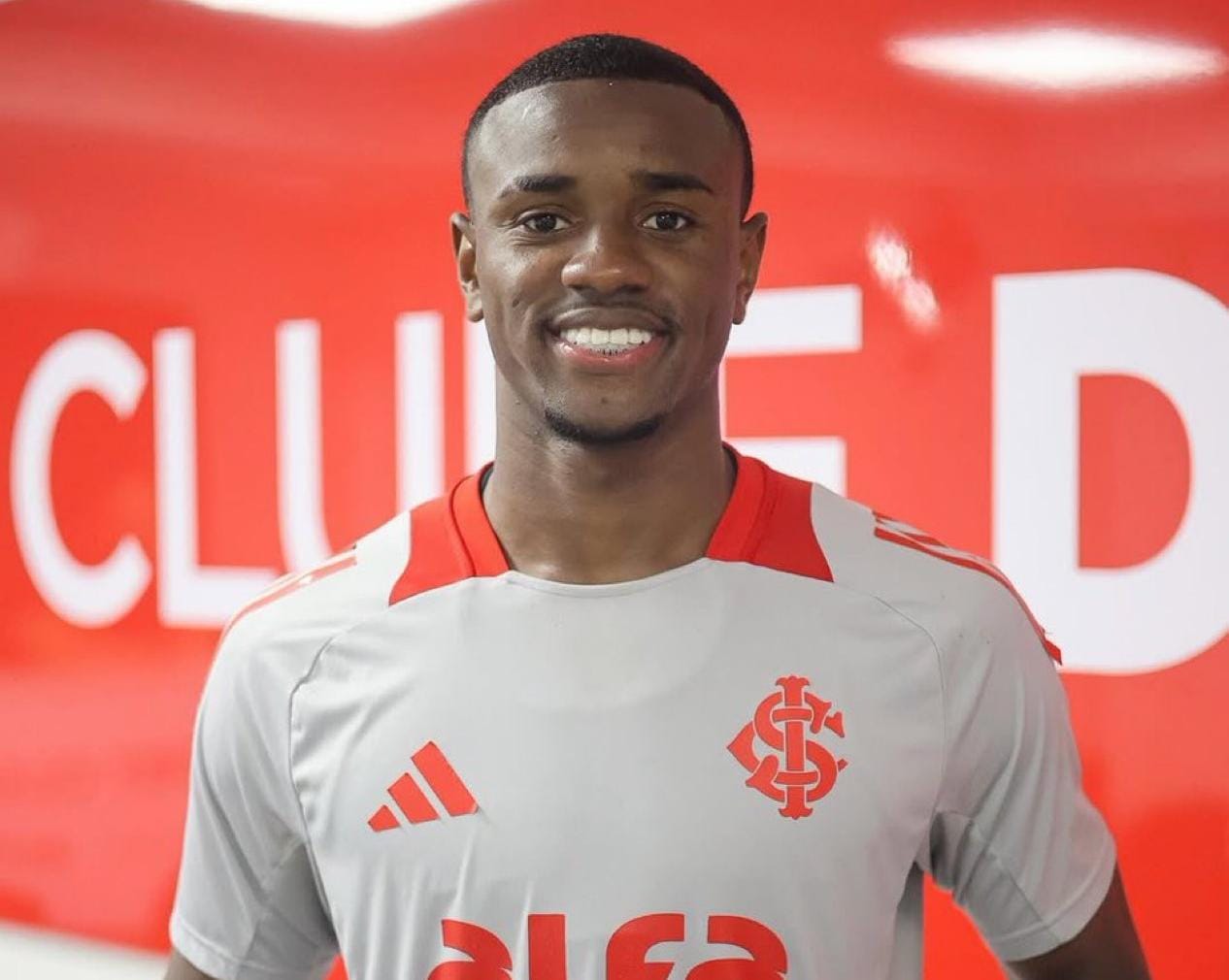 ريكاردو ماتياس صفقة الأهلي المنتظرة