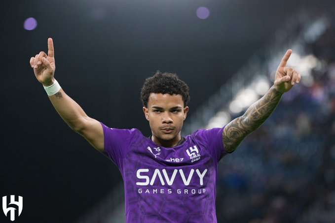 كايو سيزار لاعب الهلال