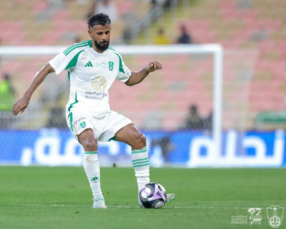 عبد الله العمار لاعب الأهلي