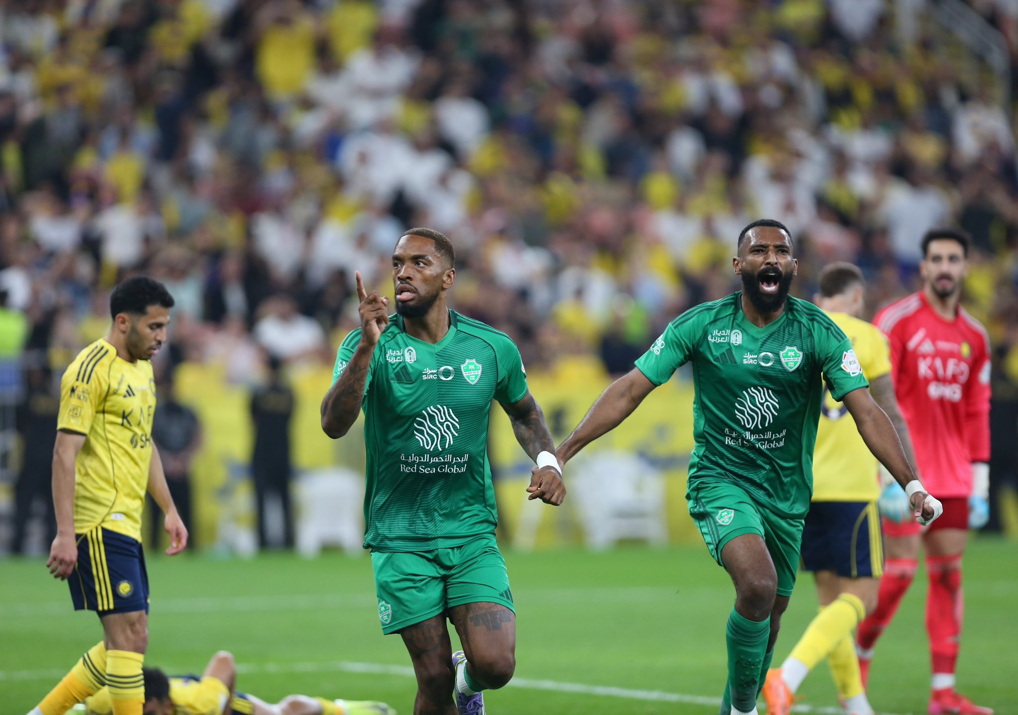 الأهلي والنصر 