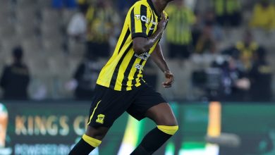 محمدو دومبيا لاعب الاتحاد