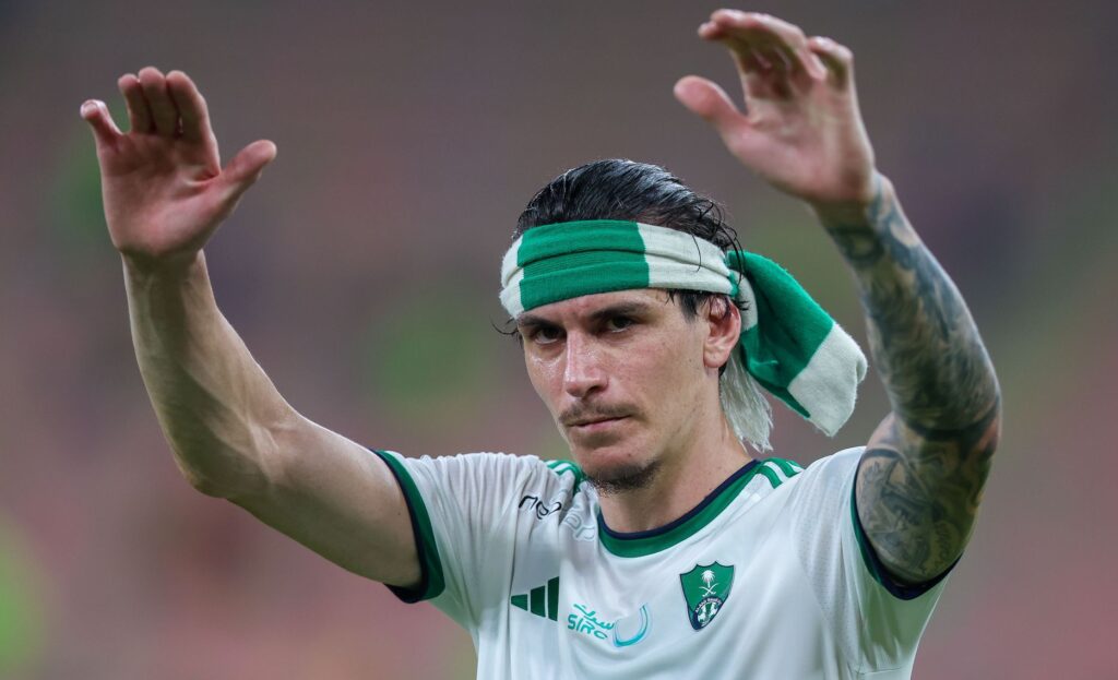 روجر إيبانيز لاعب الأهلي