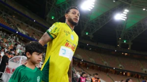 جوشو كينغ لاعب الخليج