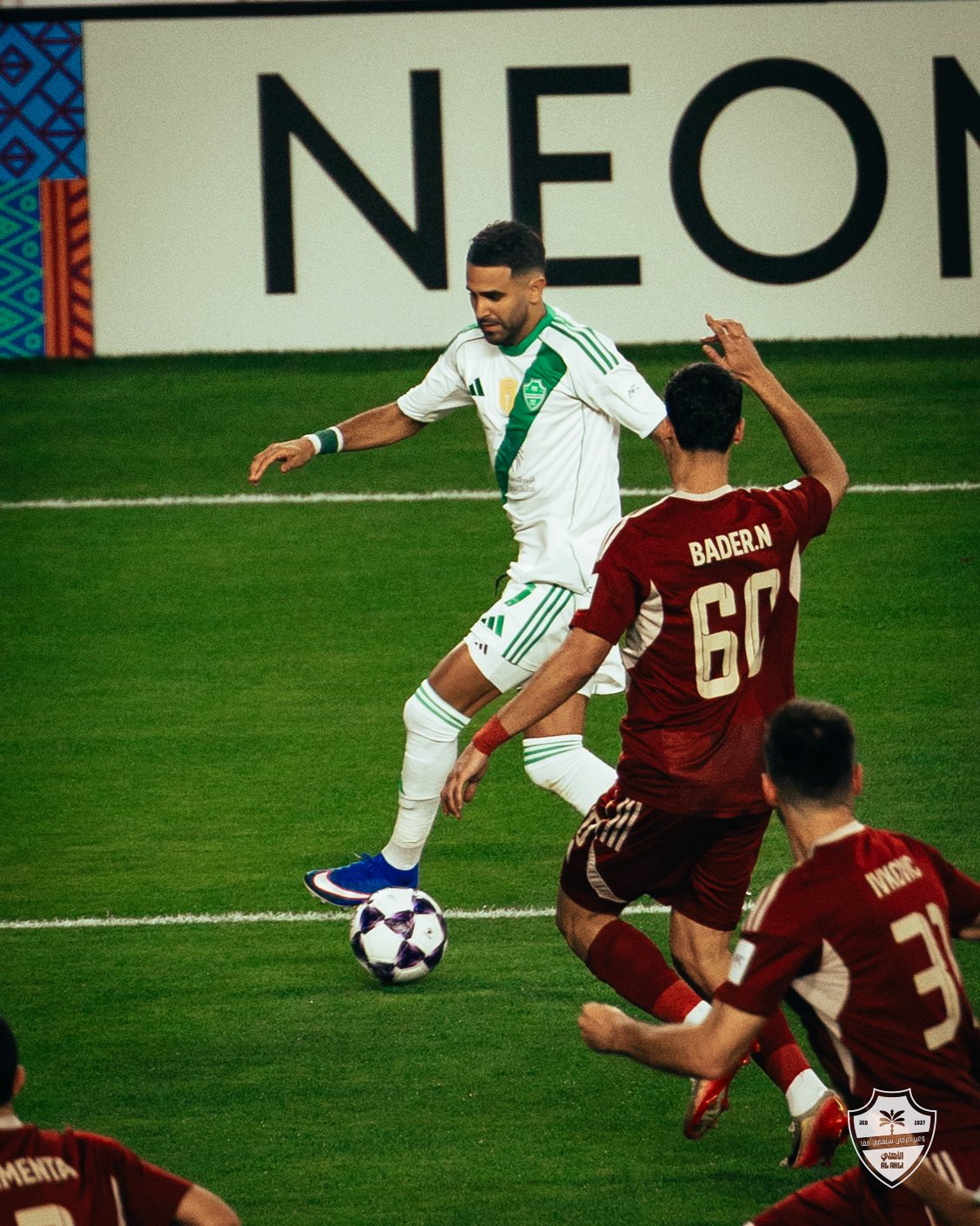 الأهلي والوحدة الإماراتي 