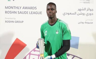 ميندي حارس الأهلي