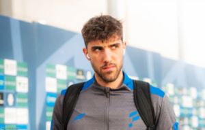 فرنانديز لاعب الفتح