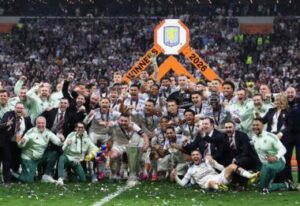 أستون فيلا بطل الدوري الأوروبي 