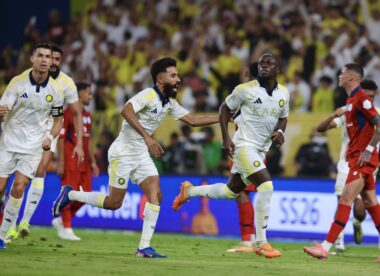 النصر يتوج بلقب دوري روشن