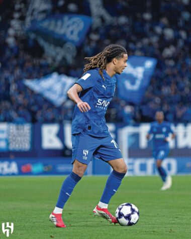 سايمون لاعب الهلال