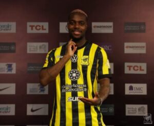 جورج إيلينيخينا لاعب الاتحاد يقترب من غلطة سراي