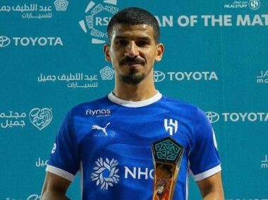 محمد محرزي يقترب من الهلال