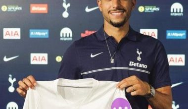 عمر مرموش لاعب توتنهام