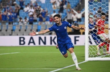 بيدرو نيتو لاعب تشيلسي