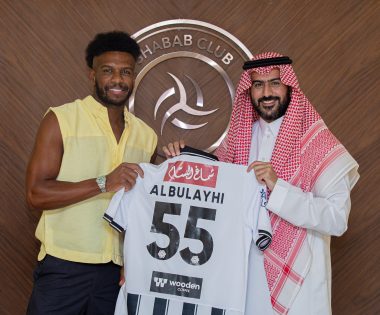 علي البليهي لاعب الشباب
